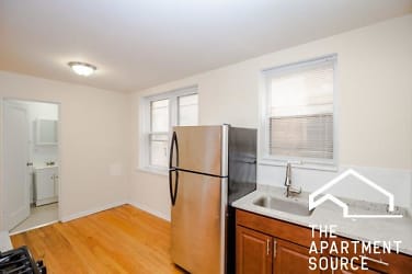 5017 W Cermak Rd - undefined, undefined