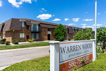 Warren Woods Apartments - Warren, MI