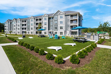 Oasis At Plymouth Apartments - Plymouth, MA