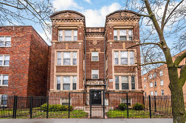 4936 S Martin Luther King Dr unit 3 - Chicago, IL