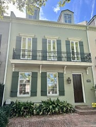 3216 St Charles Ave - New Orleans, LA