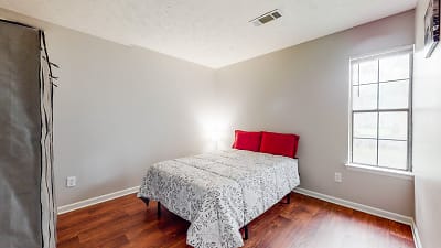 Room For Rent - Ellenwood, GA