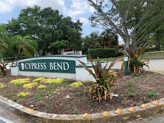 2209 S Cypress Bend Dr #401 - Pompano Beach, FL