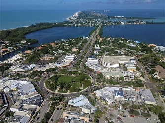 2418 Prospect St - Sarasota, FL