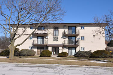 8333 Captons Ln 204 Apartments - Darien, IL