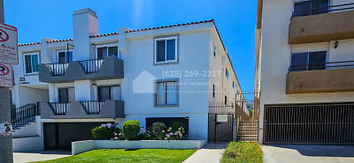 3131 S Canfield Avenue Unit 207 - Los Angeles, CA