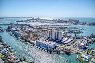 415 Island Way unit 310 - Clearwater, FL