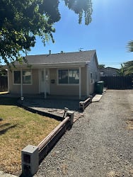 511 S Butte St - Willows, CA