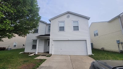 10367 Waverly Dr - Indianapolis, IN