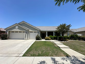 12610 Lincolnshire Dr - Bakersfield, CA