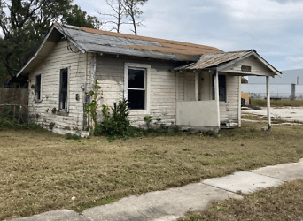 557 Snively Ave - Winter Haven, FL