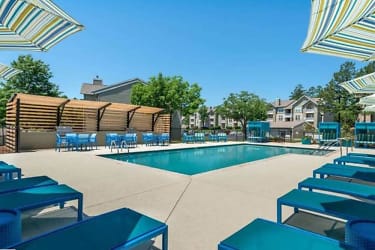 Chenal Commons Apartments - Little Rock, AR