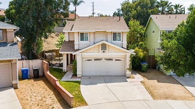 11710 Hunnewell Ave - Los Angeles, CA