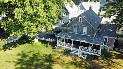 154 Andrew Comstock Rd - Warwick, RI