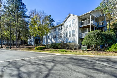 Tara Bridge Apartments - Jonesboro, GA