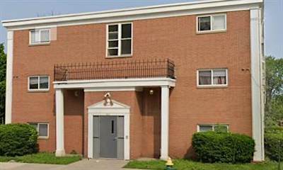14815 Euclid Ave - East Cleveland, OH