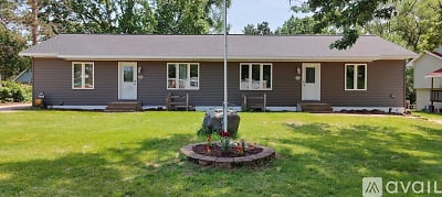 606 Sommers Street North Unit B - Hudson, WI