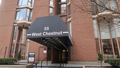 55 W Chestnut St - Chicago, IL
