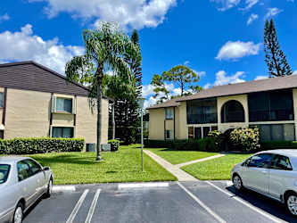 407 Pine Glen Ln unit B-1 - Greenacres, FL