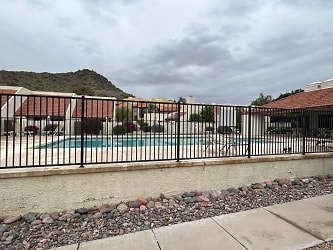 418 E Turquoise Ave - Phoenix, AZ