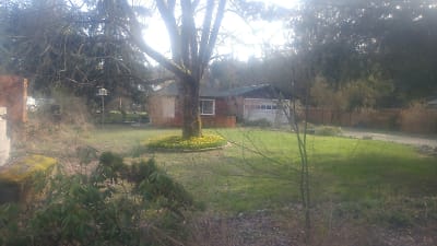 18423 SE May Valley Rd - Issaquah, WA