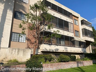 Quiet Building, Prime Location Apartments - North Hollywood, CA
