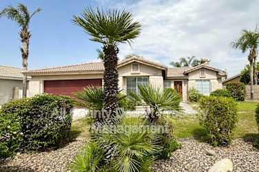 45420 Deerbrook Circle - La Quinta, CA