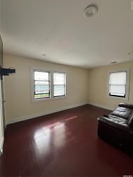 55 N Central Ave #2ND - Valley Stream, NY
