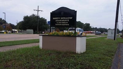 Misty Hollow Townhomes Apartments - Pineville, LA