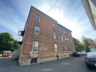 913 State St unit 2 - Watertown, NY