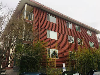 Hawk Apartments - Seattle, WA