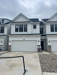 10924 Morab Dr - Zionsville, IN