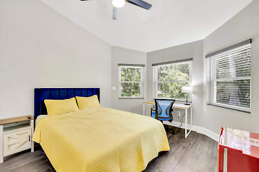Room For Rent - Palm Coast, FL