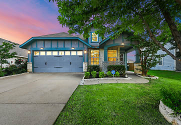 233 Chalk Mountain Dr - Fort Worth, TX