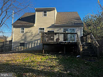 36 Buttonwood Ave - New Castle, DE