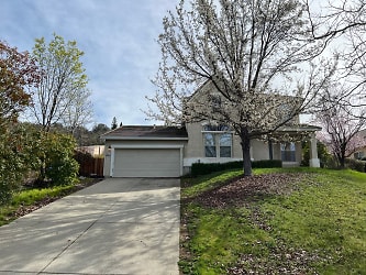 6082 Connery Dr - Shingle Springs, CA