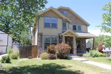 3067 S Pearl St - Englewood, CO