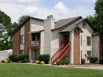 Parkside Village Apartments - Huntsville, AL