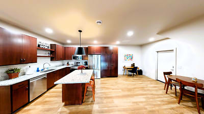 The Wit : Resort Style Living Apartments - Oshkosh, WI