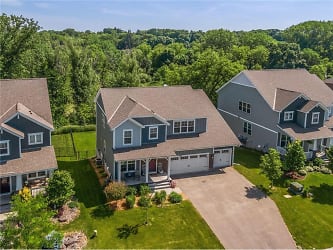 5596 Orchard Cove - Mound, MN
