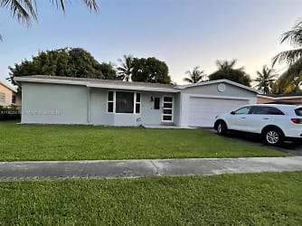 3240 NW 41st St #0 - Lauderdale Lakes, FL
