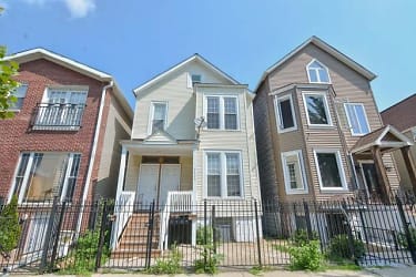 3424 W McLean Ave - Chicago, IL