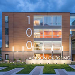 Jackson Crossing Apartments - Des Moines, IA