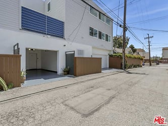 320 4th Ave #2 - Los Angeles, CA