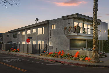 8777 Cadillac Avenue Apartments - Los Angeles, CA