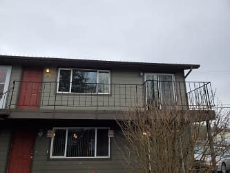 2424 Main St unit 1-18 08 - Sweet Home, OR