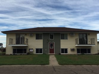 505 Bruce Ave NW - South Heart, ND