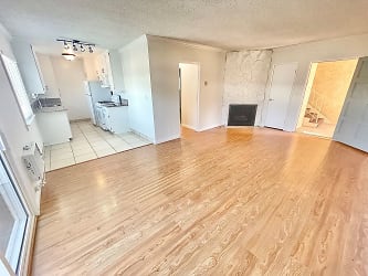 1530 S Saltair Ave unit 1530-14 - Los Angeles, CA