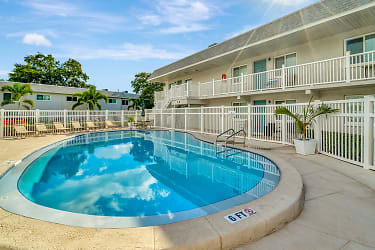 1142 Sunset Point Rd Apartments - Clearwater, FL
