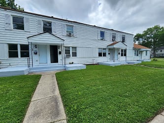 954 S Central Dr - Lorain, OH